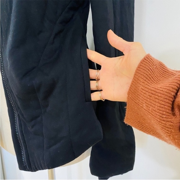 BCBGMaxAria padded quilt light jacket - Picture 4 of 13